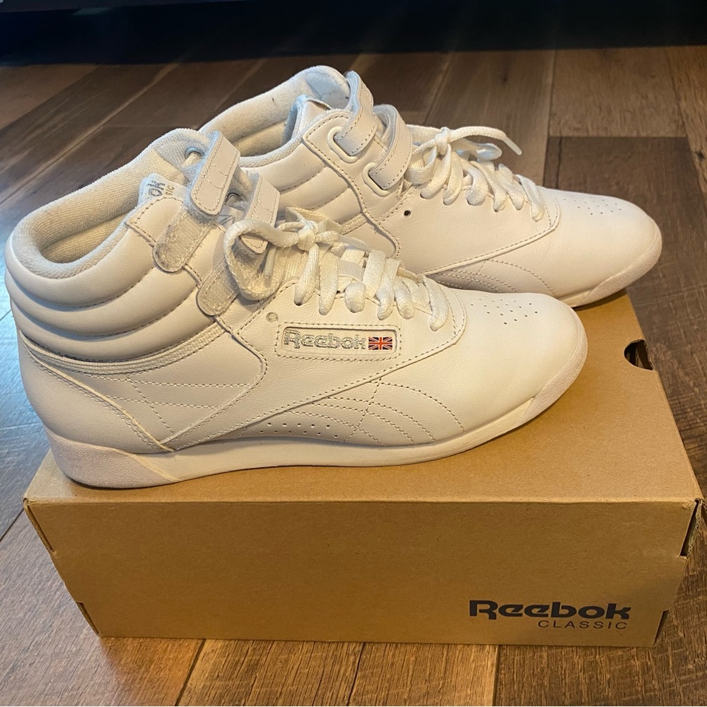Reebok Classic Sneakers